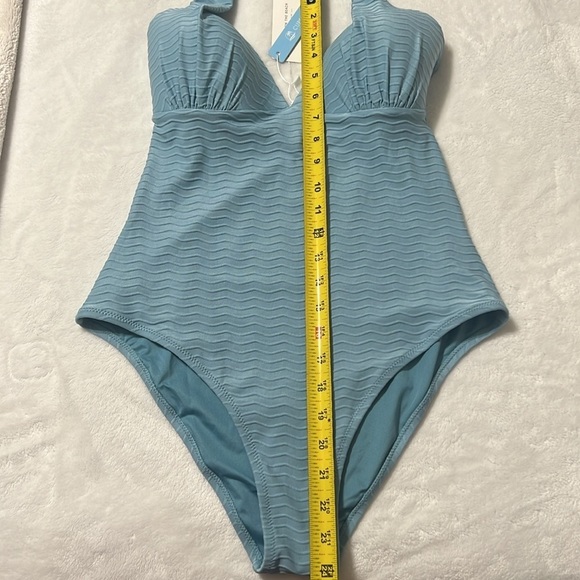 Cupshe Aleah Backless V-neck Halter Back Tie One Piece Swimsuit Sz L NWT - Picture 7 of 8
